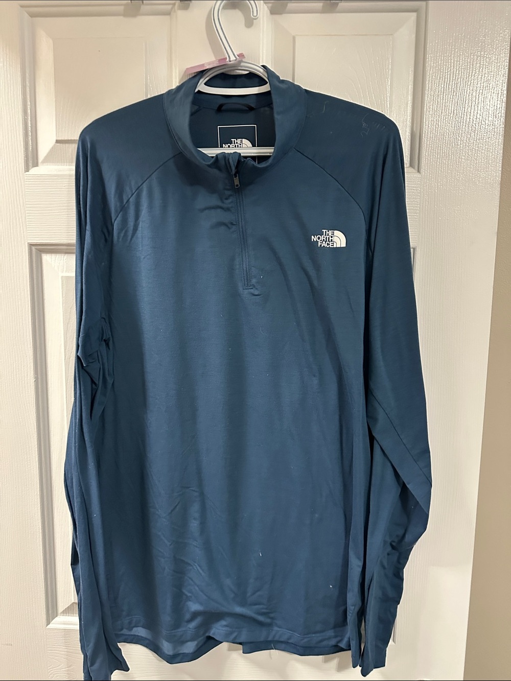 The North Face Men's Long-Sleeve Quarter-Zip Pullover - Navy